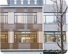 Pr&eacute;dio comercial